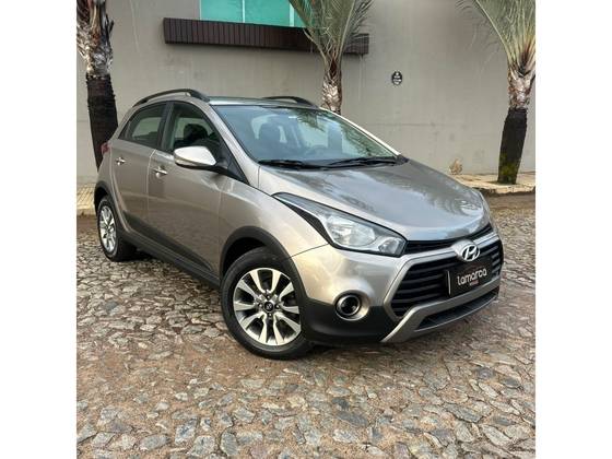 HYUNDAI HB20X 1.6 16V STYLE FLEX 4P AUTOMÁTICO HYUNDAI HB20X 1.6 16V STYLE FLEX 4P AUTOMÁTICO